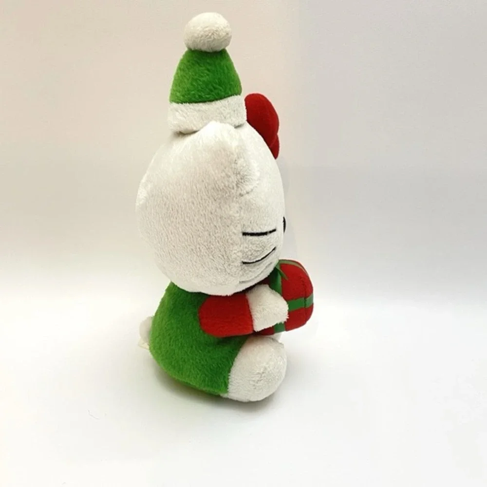 NEW 2011 Ty Beanie Baby Hello Kitty Christmas Present Stuffed‎ Plush Sanrio Tags